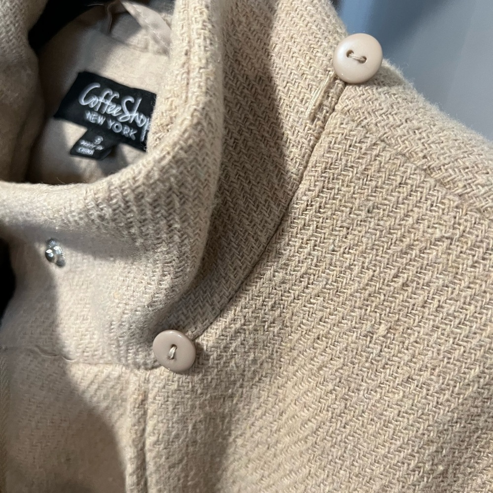 Women’s winter jacket - Picture 4 of 6